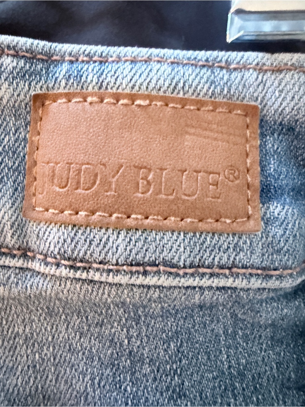 Judy Blue Light Blue Distressed Women’s Jeans. Boyfriend‎ Fit. Sz 20W - Picture 9 of 12